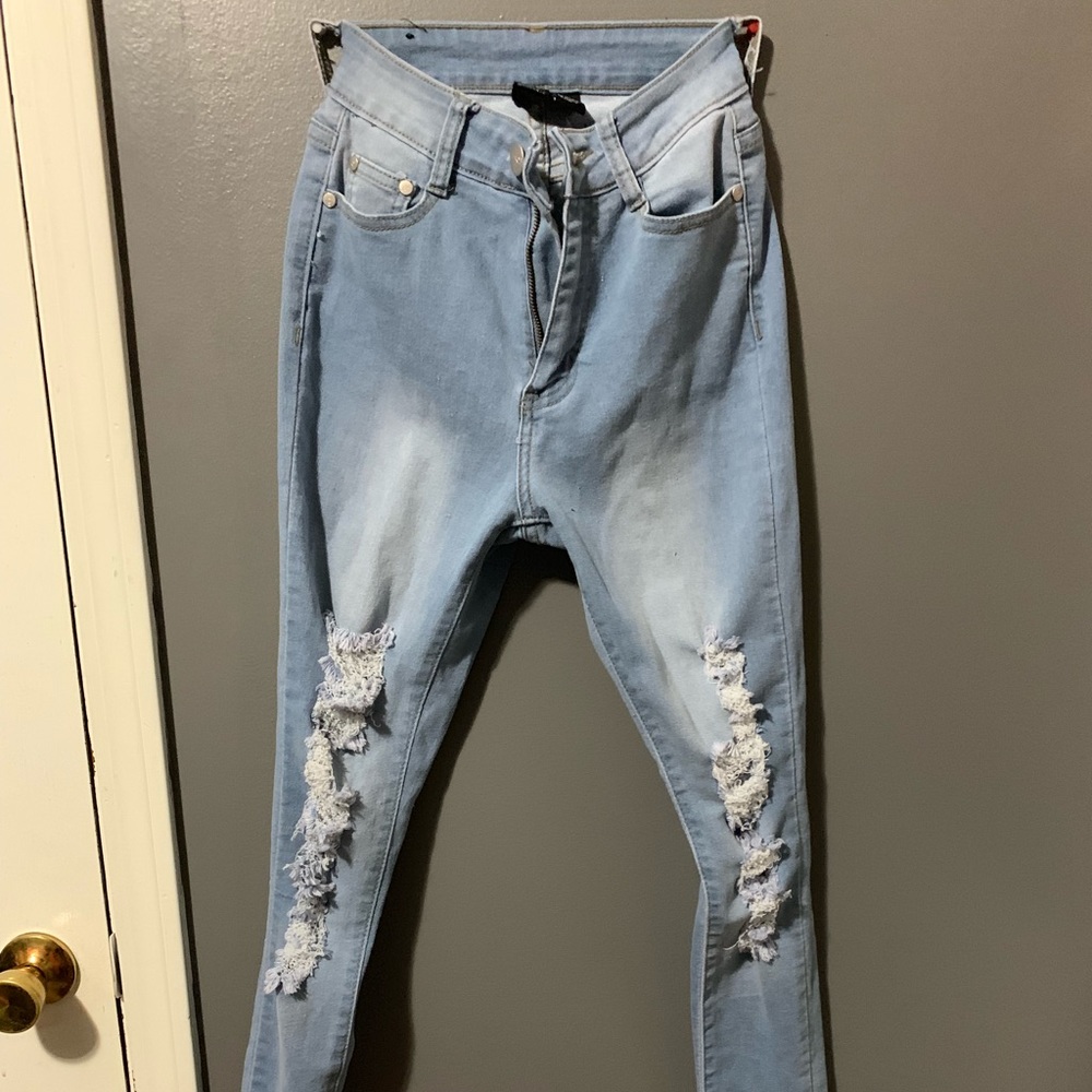 FASHION NOVA High Waisted Jeans SIZE 0 WOMEN.